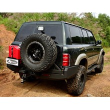 Oceľový zadný nárazník Nissan Patrol Y61 offroad