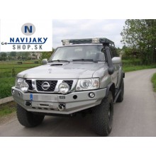 PREDNÝ NÁRAZNÍK  S OTVORAMI  NA SVETLA NISSAN PATROL GU4